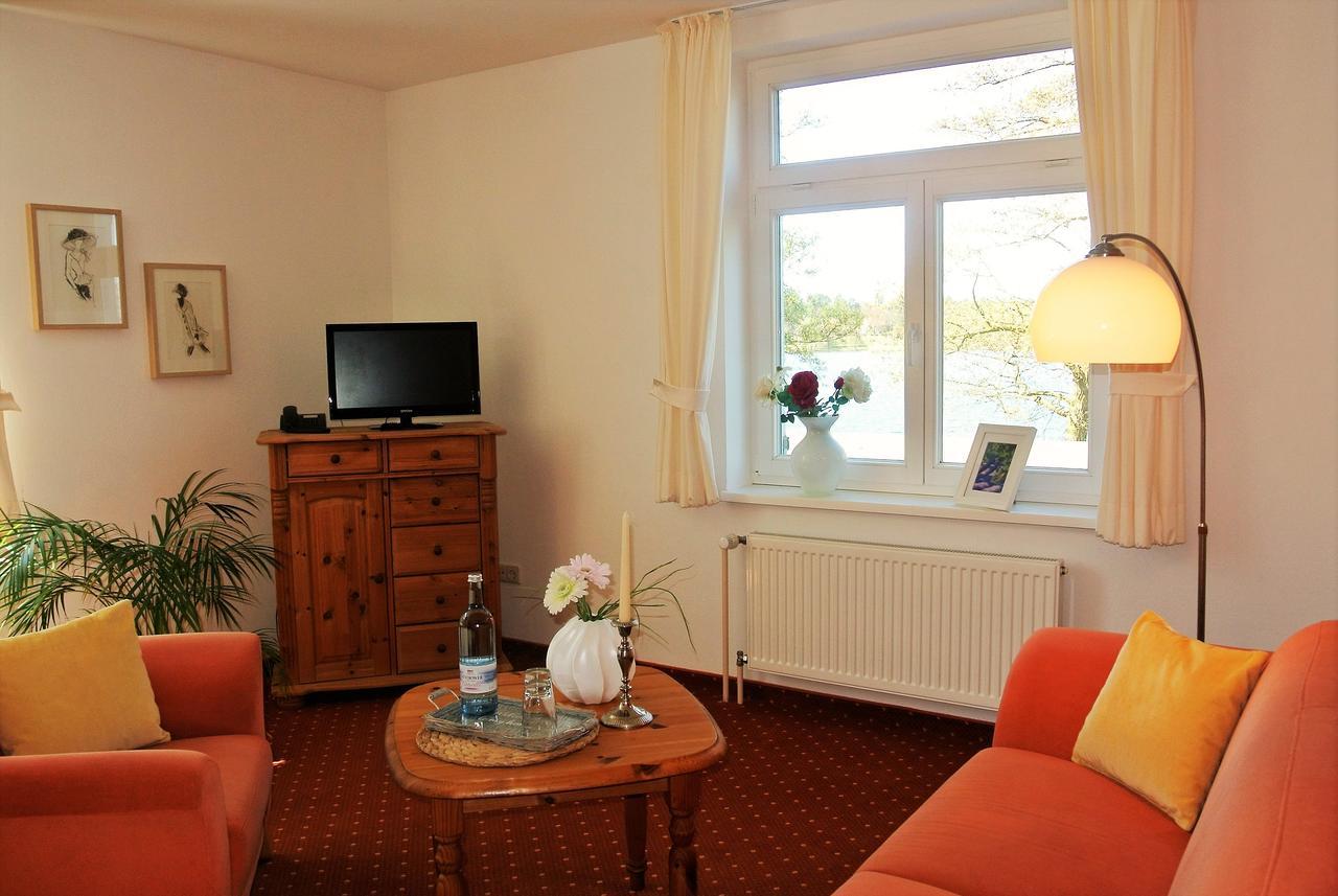 Seehotel Lindenhof Lychen Eksteriør bilde